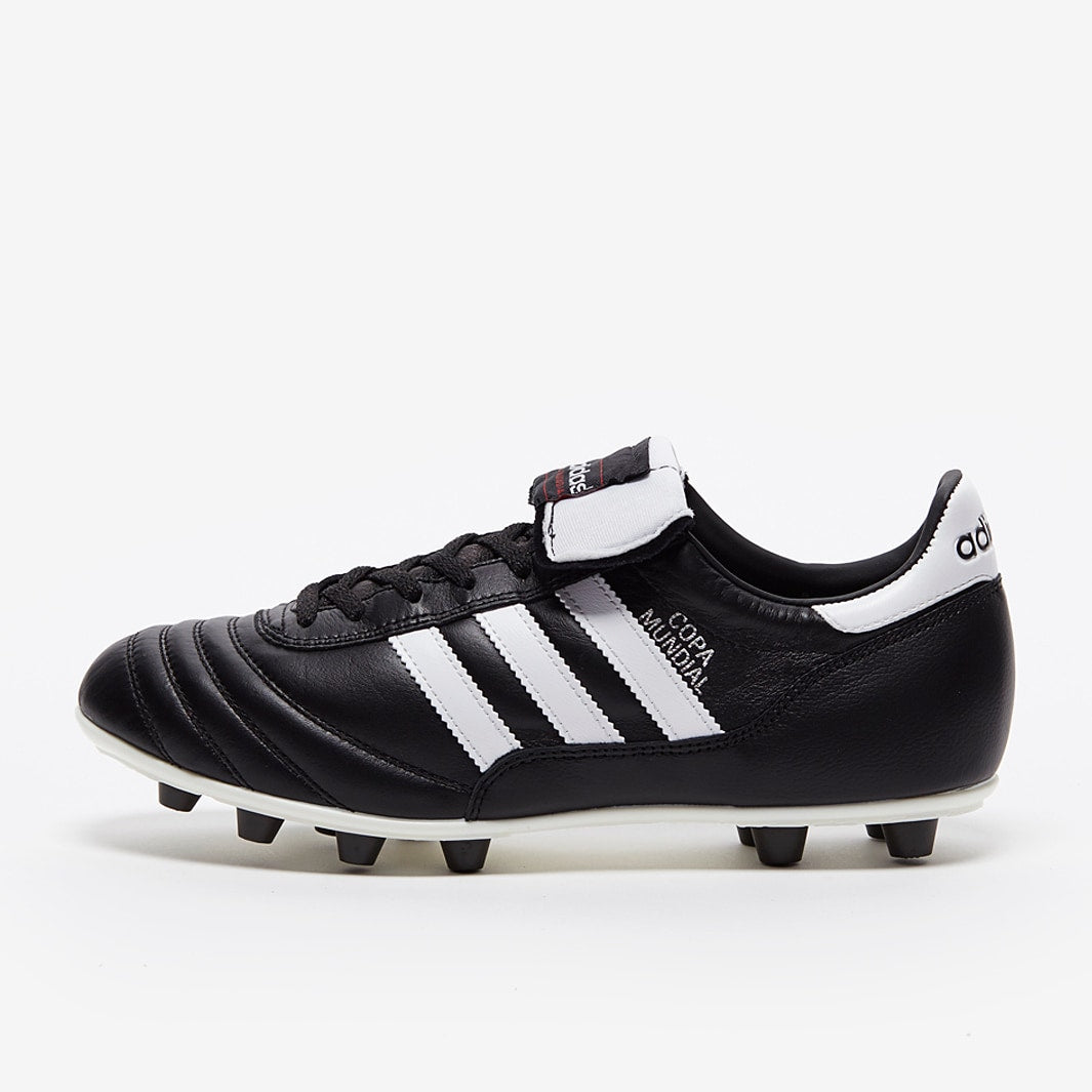 Adidas Copa Mundial — vista laterale — attrezzatura calcio Genova