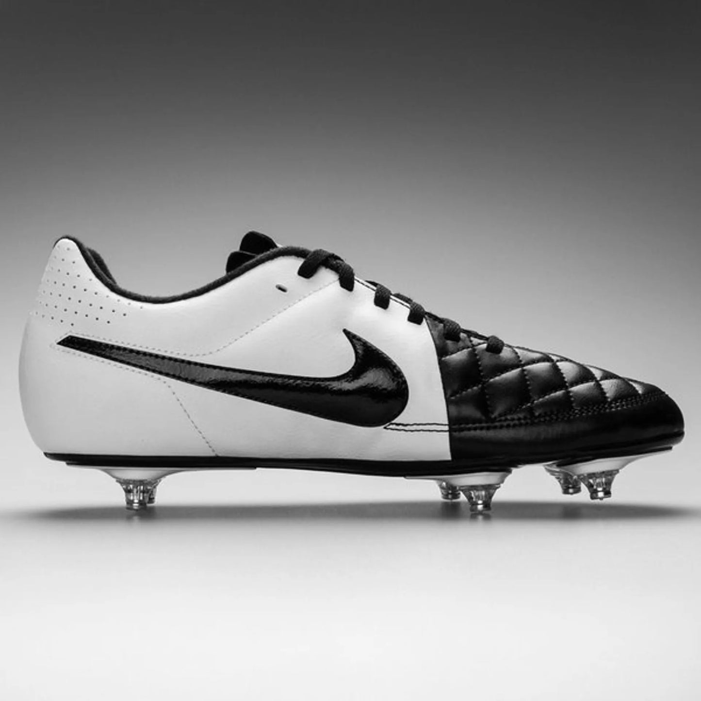Nike Tiempo Rio II SG